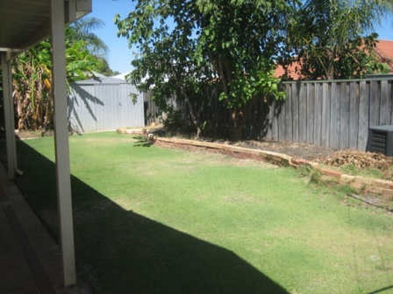 35 Geranium Place, Canning Vale WA 6155