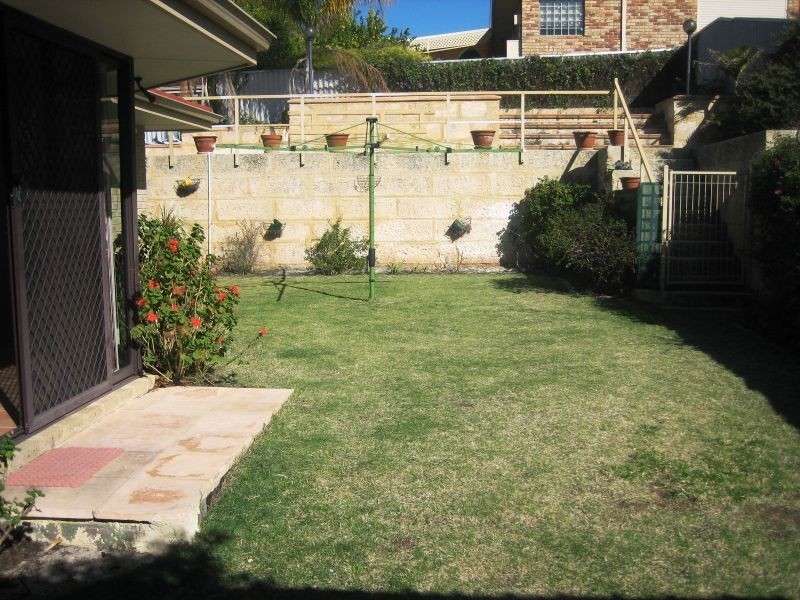 5 Harwood Rise, Leeming WA 6149