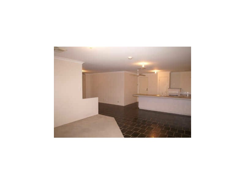 6 Shadwell Retreat, Atwell WA 6164