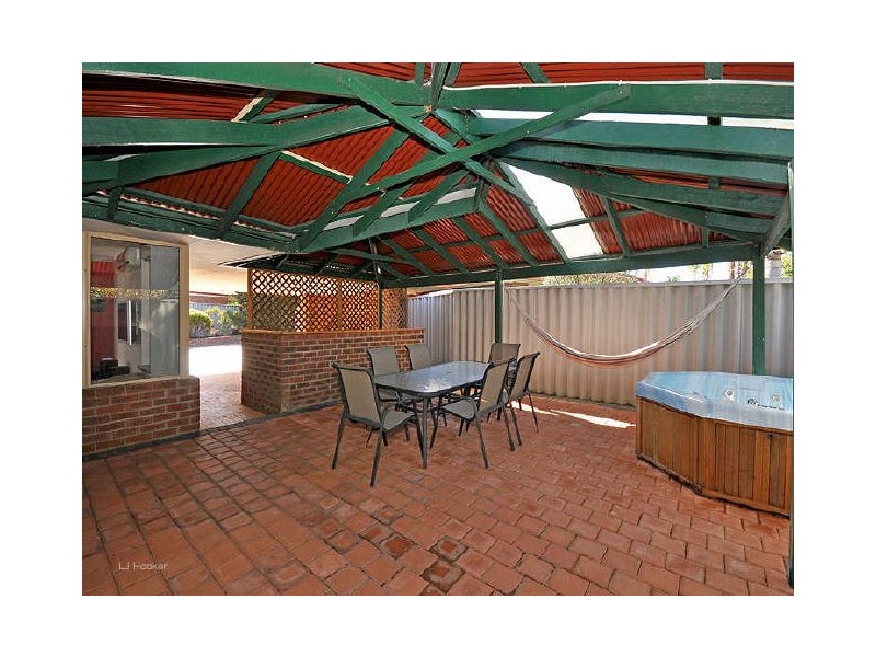 11A Timber Ridge Retreat, Leeming WA 6149