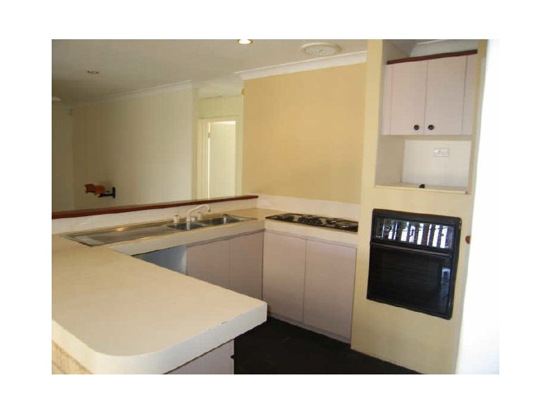 45 Farrington Road, Leeming WA 6149