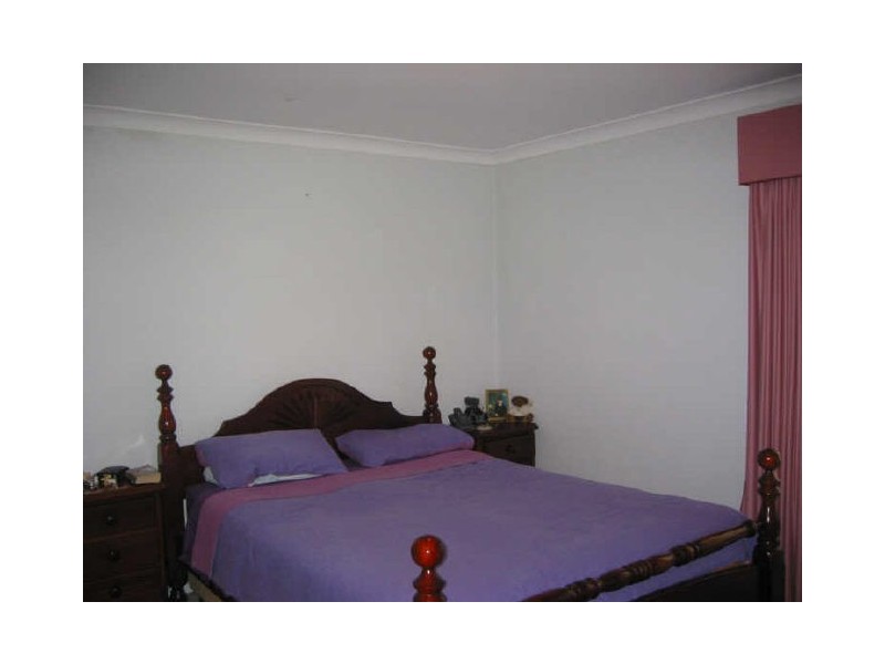 5 Thrum close, Leeming WA 6149