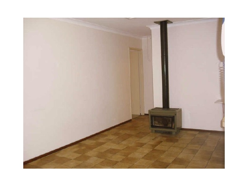 18 Mallard Way, Bibra Lake WA 6163