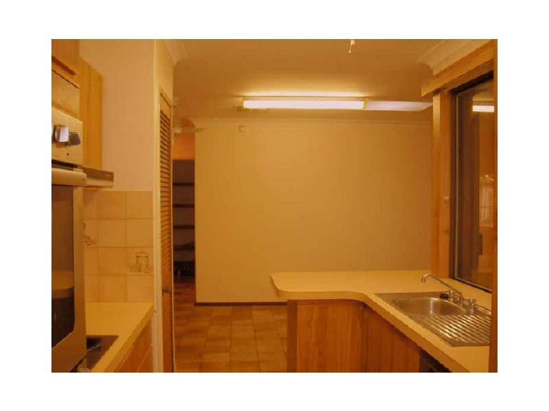 18 Mallard Way, Bibra Lake WA 6163