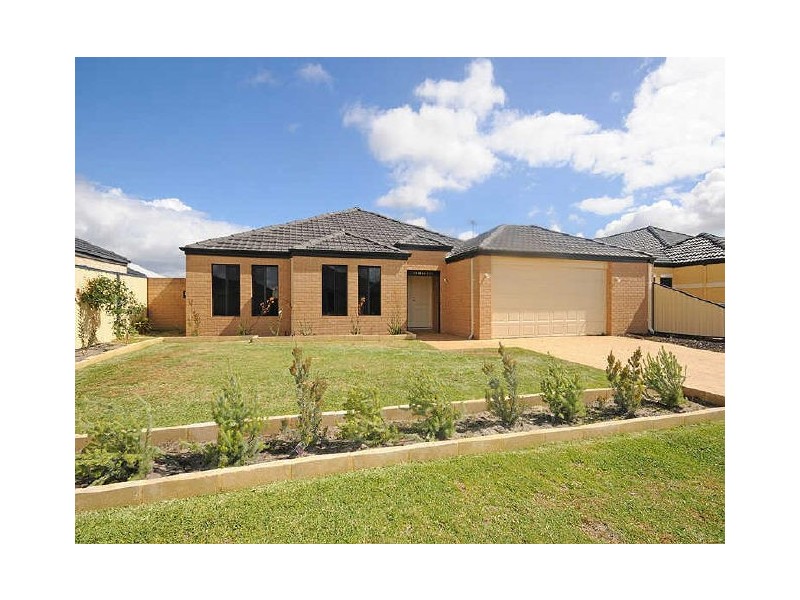 14 Beaumont Parkway, Success WA 6164