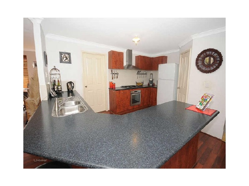 14 Beaumont Parkway, Success WA 6164