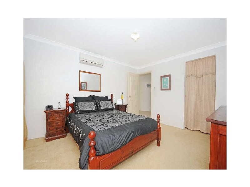 14 Beaumont Parkway, Success WA 6164