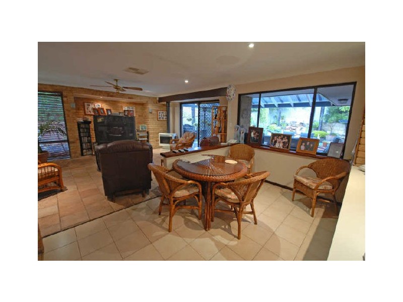 14 Harrington Crescent, Leeming WA 6149