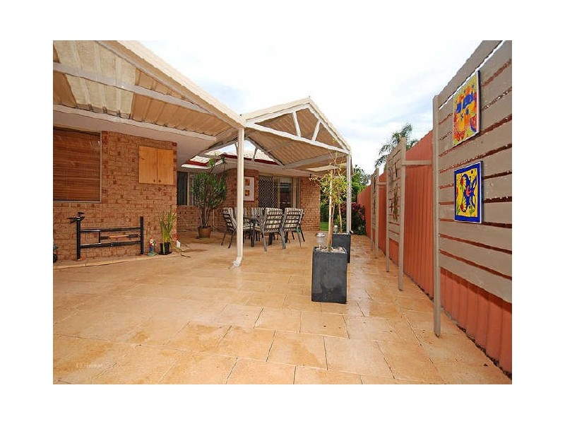 5 Earnshaw Loop, Leeming WA 6149