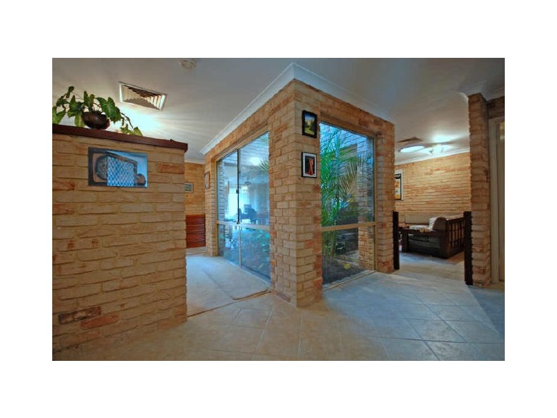 2 Leahy Court, Leeming WA 6149