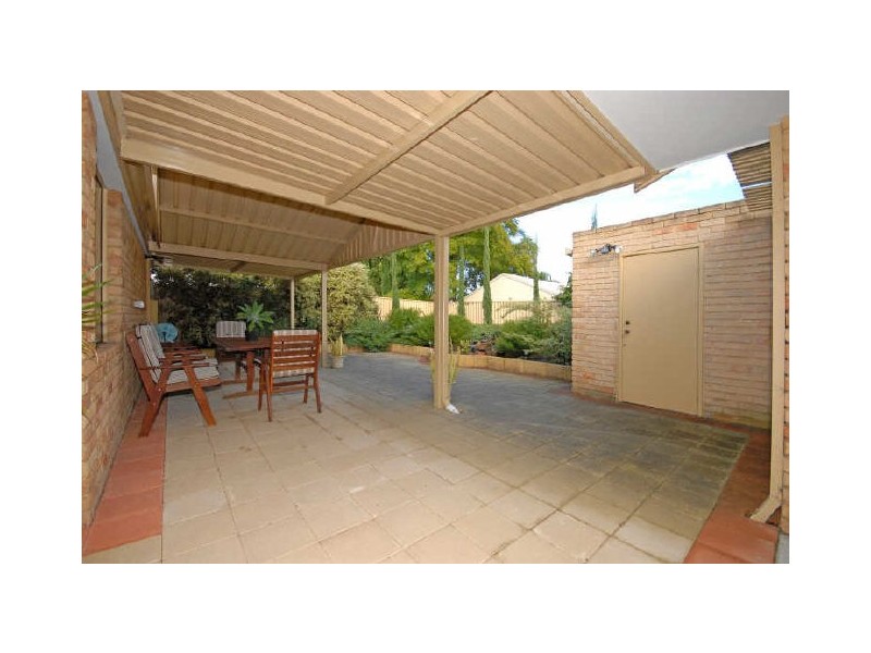 2 Leahy Court, Leeming WA 6149