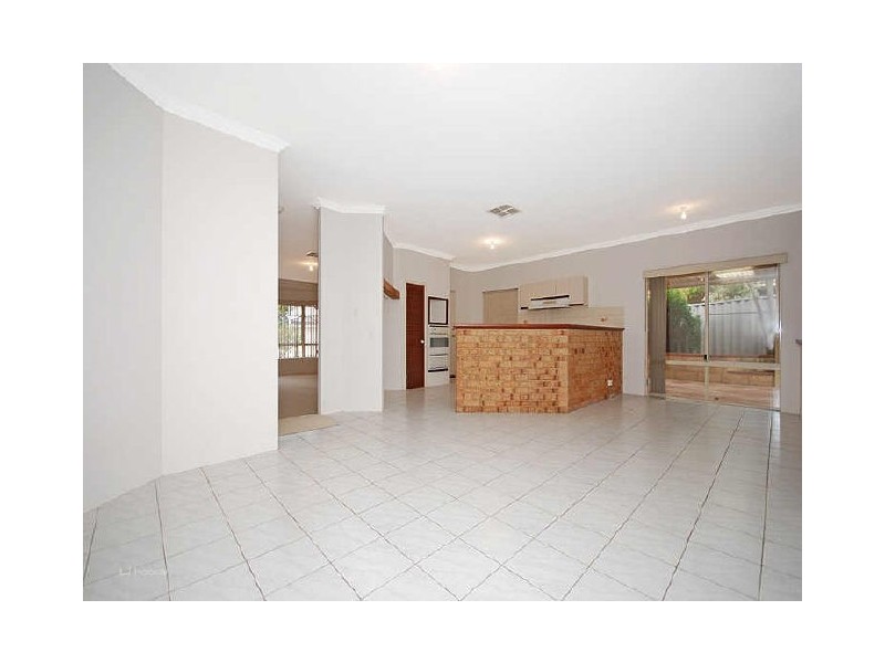 24 Greencroft Gardens, Leeming WA 6149