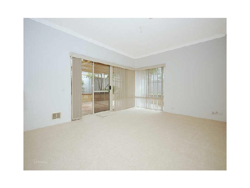 24 Greencroft Gardens, Leeming WA 6149