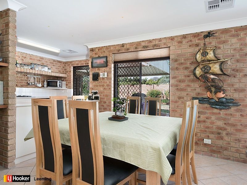 13 Rolland Court, Leeming WA 6149