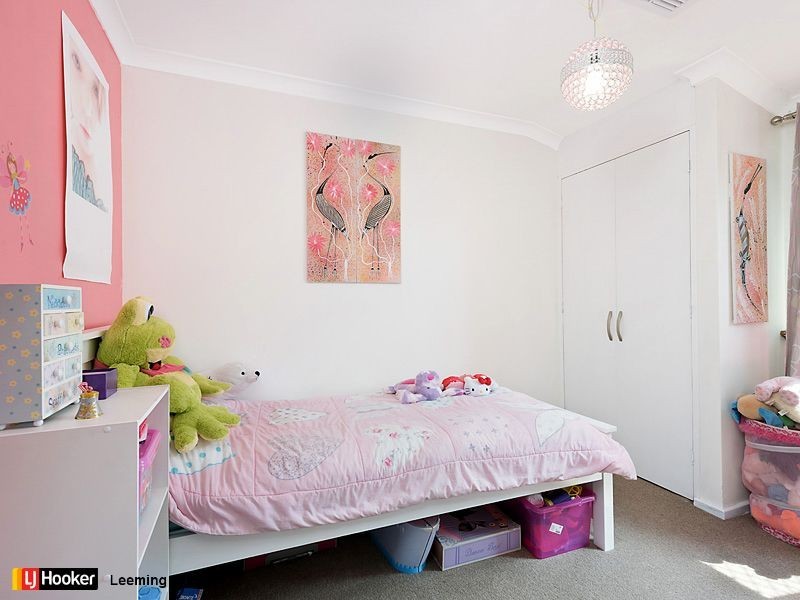 13 Rolland Court, Leeming WA 6149