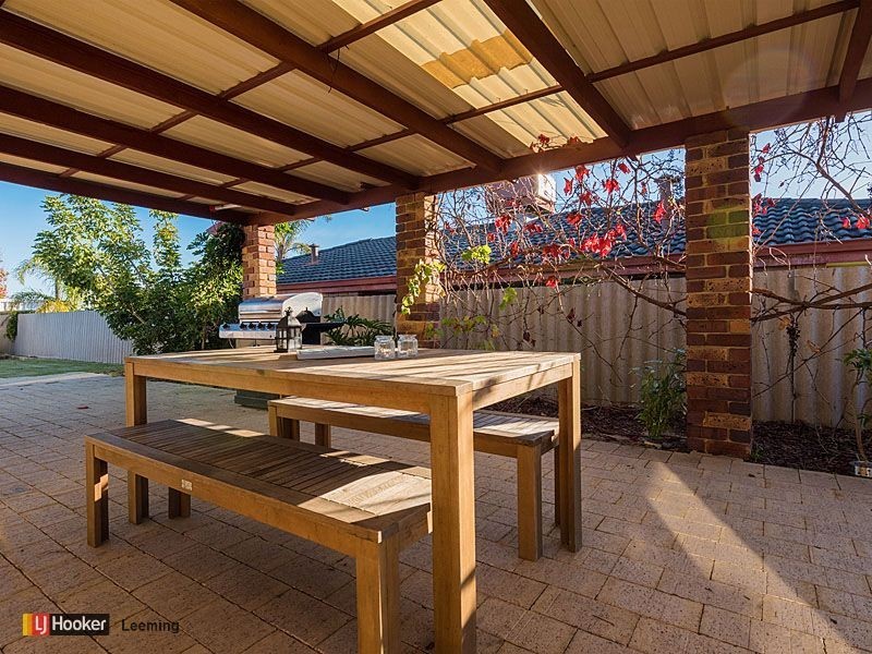 1 Gilchrist Avenue, Bibra Lake WA 6163