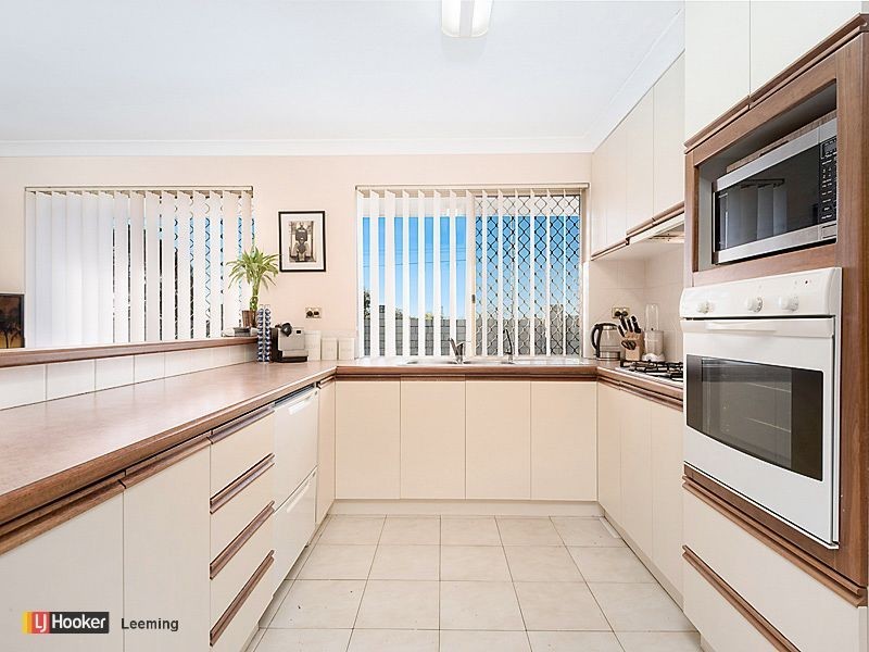 1 Gilchrist Avenue, Bibra Lake WA 6163