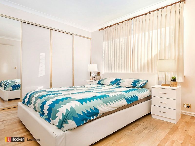 1 Gilchrist Avenue, Bibra Lake WA 6163