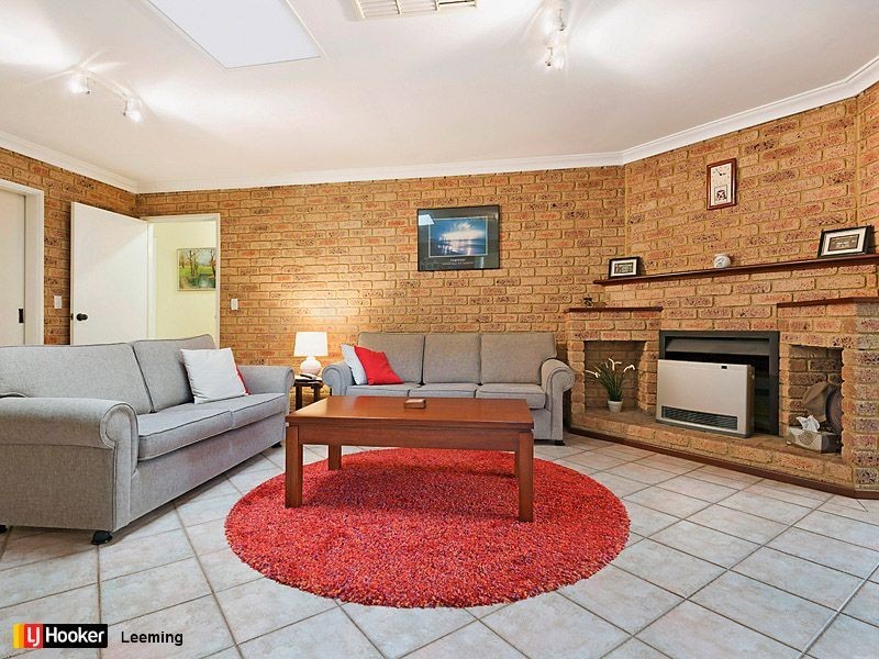 9 Keys Court, Leeming WA 6149