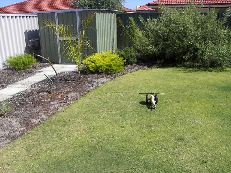 2 Charm Way, Atwell WA 6164