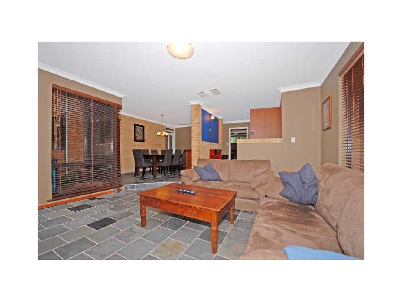 8 Brice Close, Leeming WA 6149