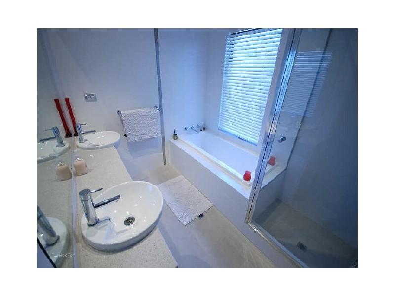 15B Norma Road, Alfred Cove WA 6154