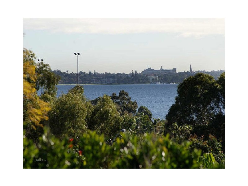 15B Norma Road, Alfred Cove WA 6154