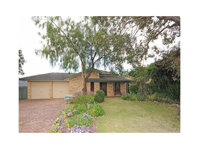 30 McKivett Crescent, Leeming WA 6149