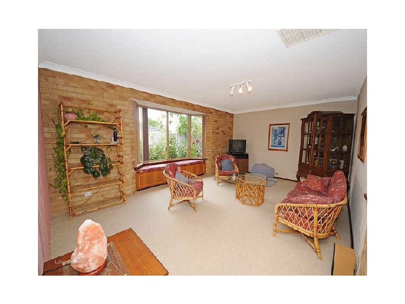 30 McKivett Crescent, Leeming WA 6149