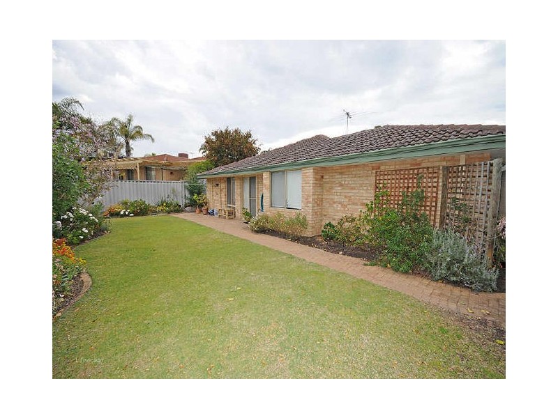 30 McKivett Crescent, Leeming WA 6149