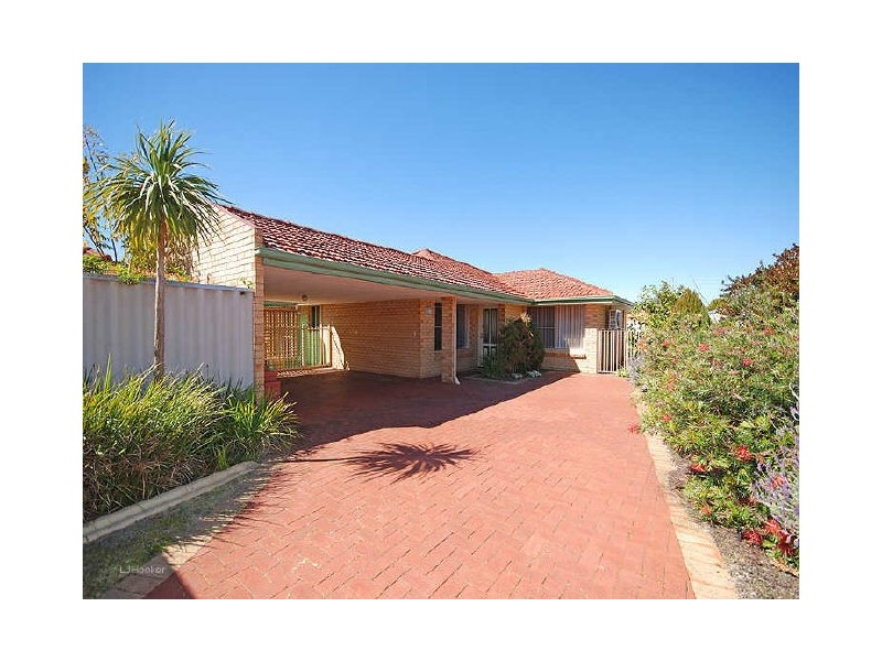 12B Smokewood Place, Leeming WA 6149
