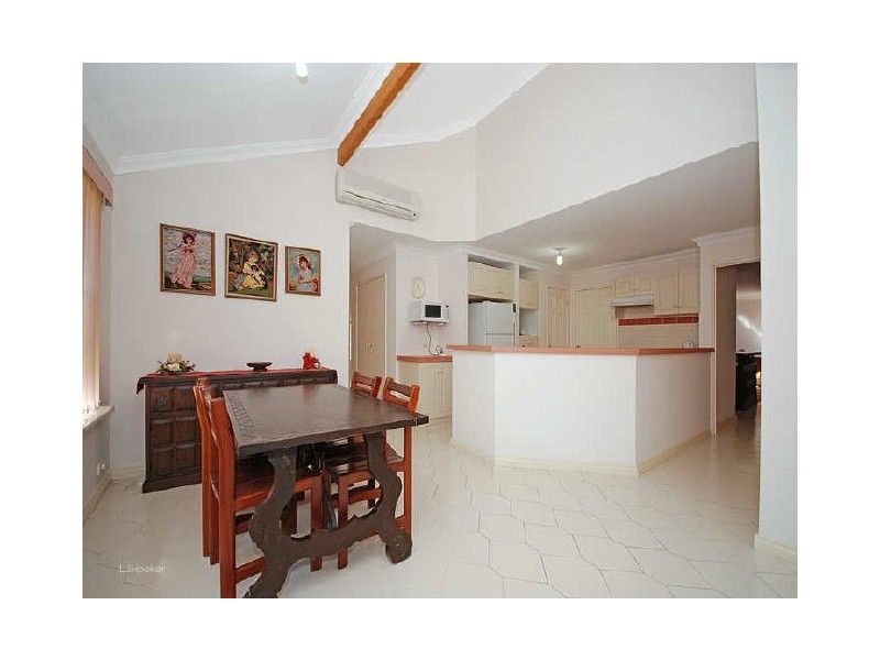 12B Smokewood Place, Leeming WA 6149