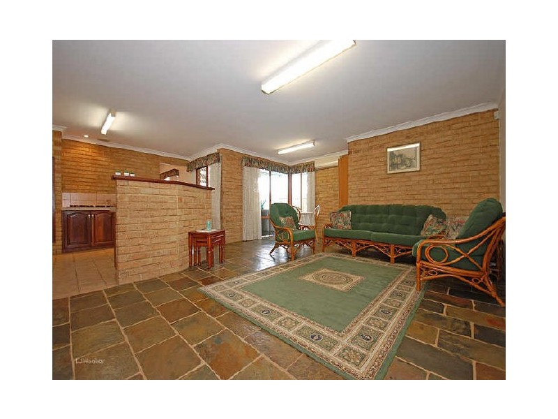 4 Capill Corner, Leeming WA 6149