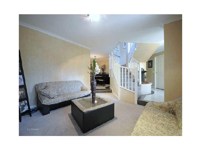 4 Laguna Green, Jandakot WA 6164