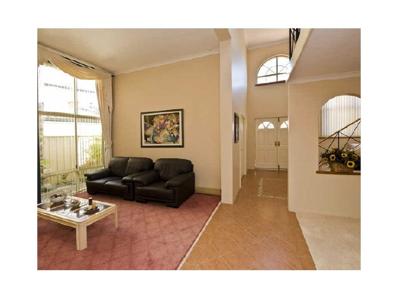 5 Atkinson Gardens, Leeming WA 6149