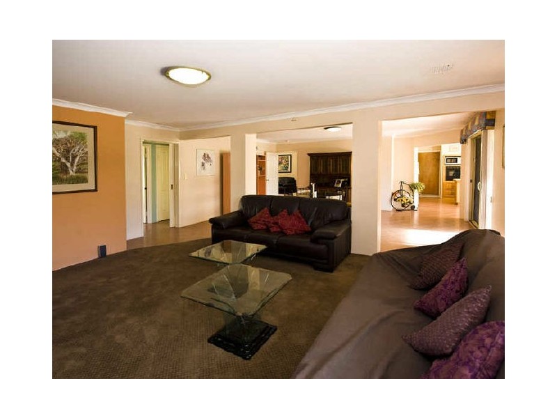 5 Atkinson Gardens, Leeming WA 6149