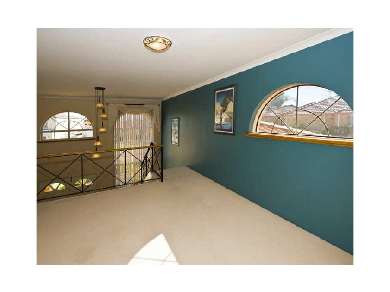 5 Atkinson Gardens, Leeming WA 6149