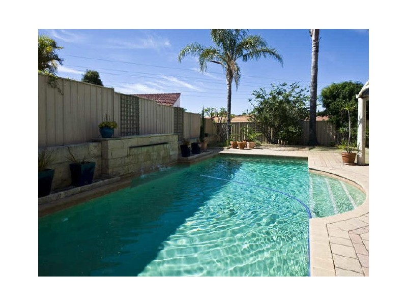 5 Atkinson Gardens, Leeming WA 6149