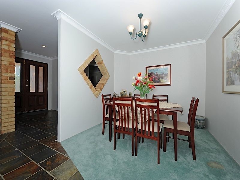 13 Sierra Chase, Leeming WA 6149