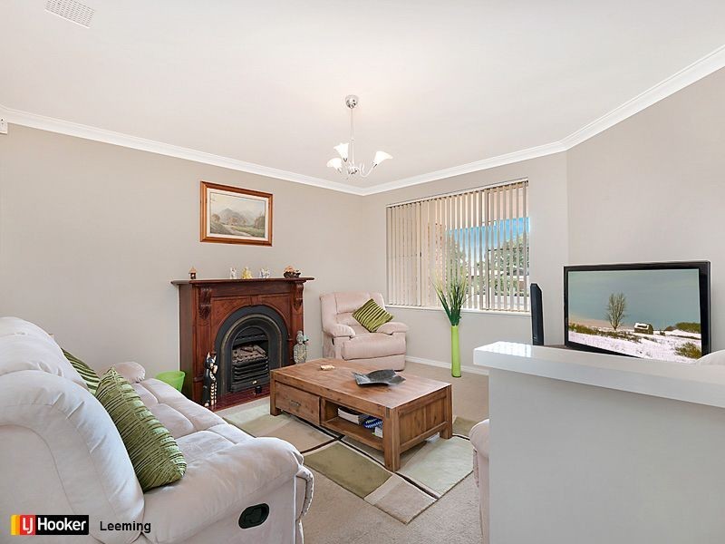 74 Casserly Drive, Leeming WA 6149