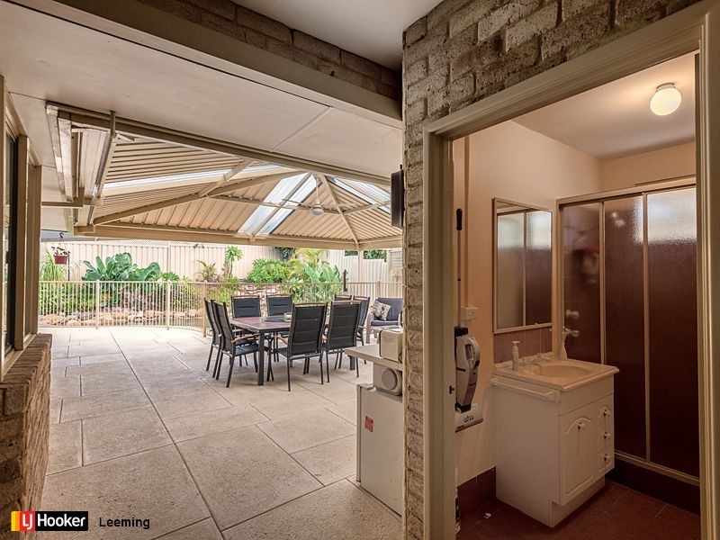 74 Casserly Drive, Leeming WA 6149
