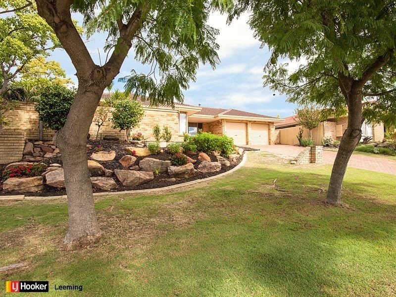 74 Casserly Drive, Leeming WA 6149