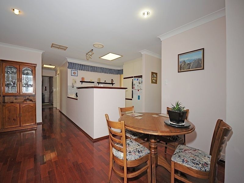 10 Krugger Place, Leeming WA 6149