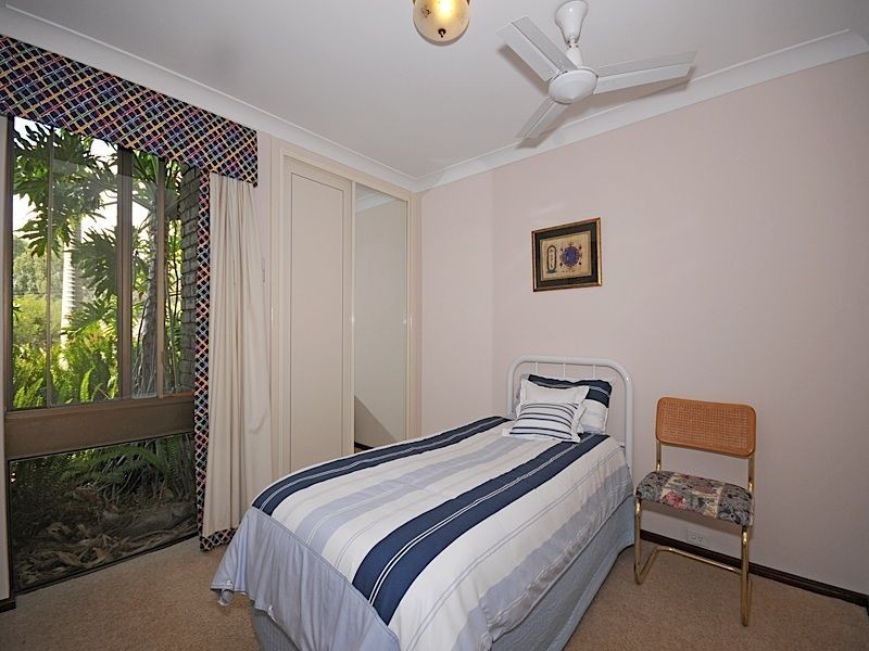 10 Krugger Place, Leeming WA 6149