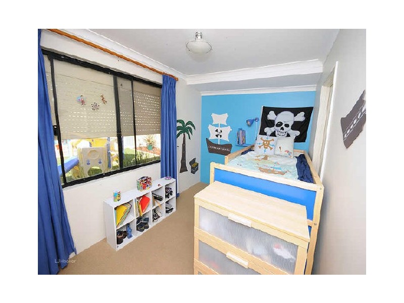 11 Karijini Close, Bibra Lake WA 6163