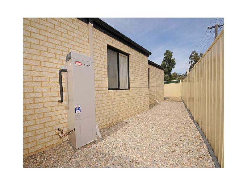 1/2 Hepburn Way, Balga WA 6061