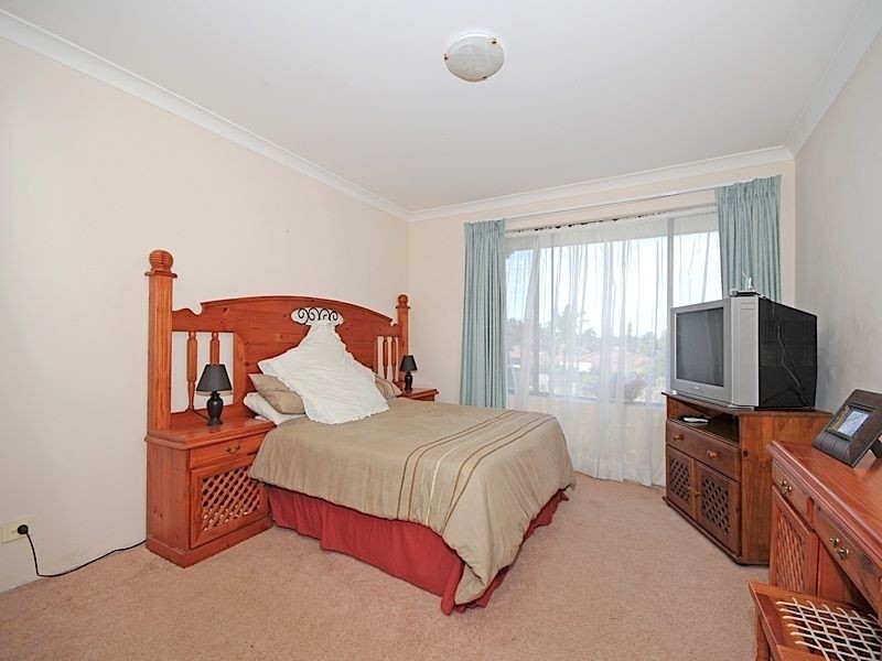 7 Treby Place, Leeming WA 6149