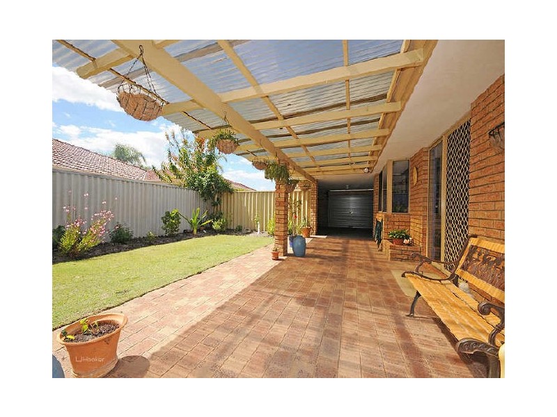 6 McKivett Crescent, Leeming WA 6149