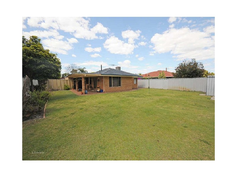 6 McKivett Crescent, Leeming WA 6149