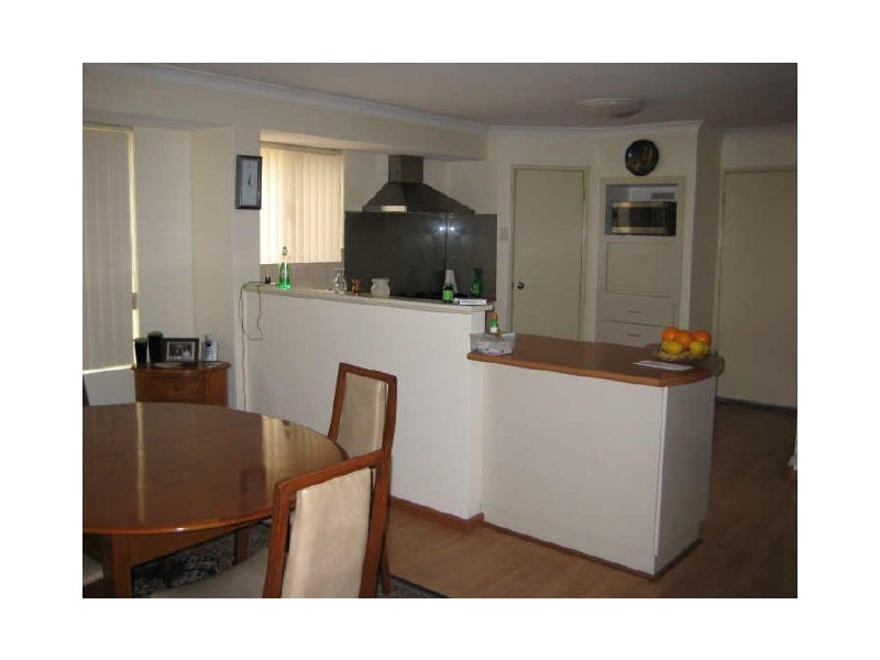 4 Dorrigo Way, South Lake WA 6164